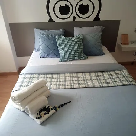 Corujinha * ליסבון