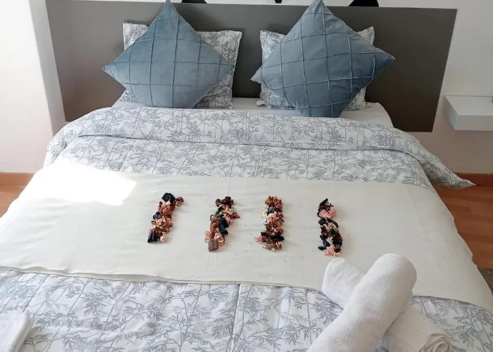 코루지냐 호스텔 *