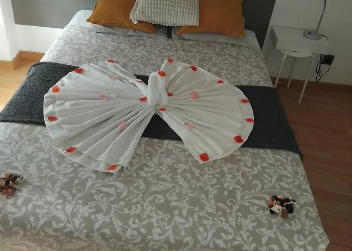 호스텔 코루지냐 *